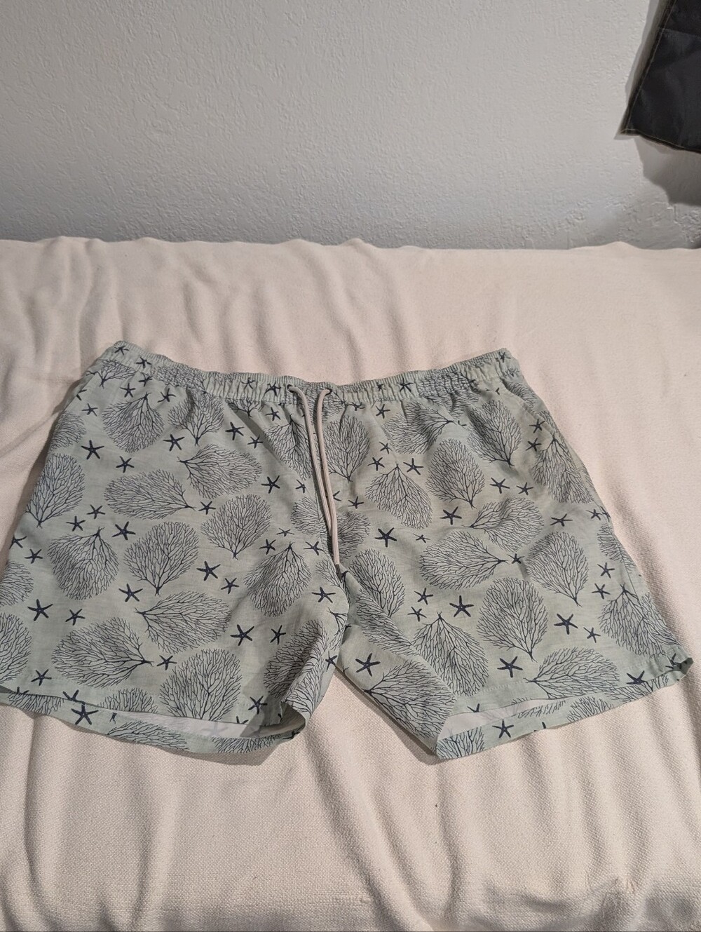 Goodfellow & Co Light Green Swim Shorts with Navy Coral Print